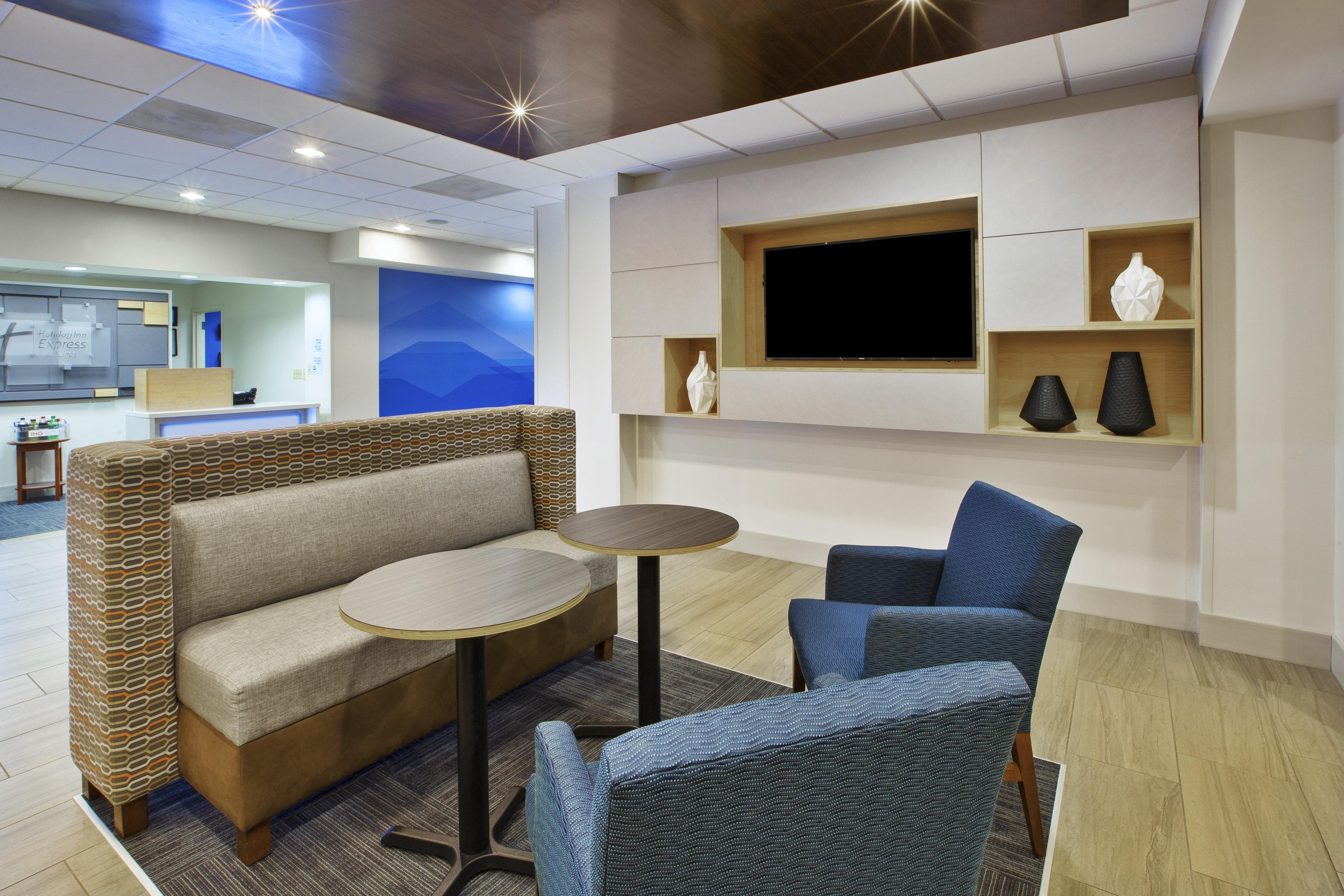 Holiday Inn Express Hotel & Suites Manchester Conference Center By Ihg Zewnętrze zdjęcie