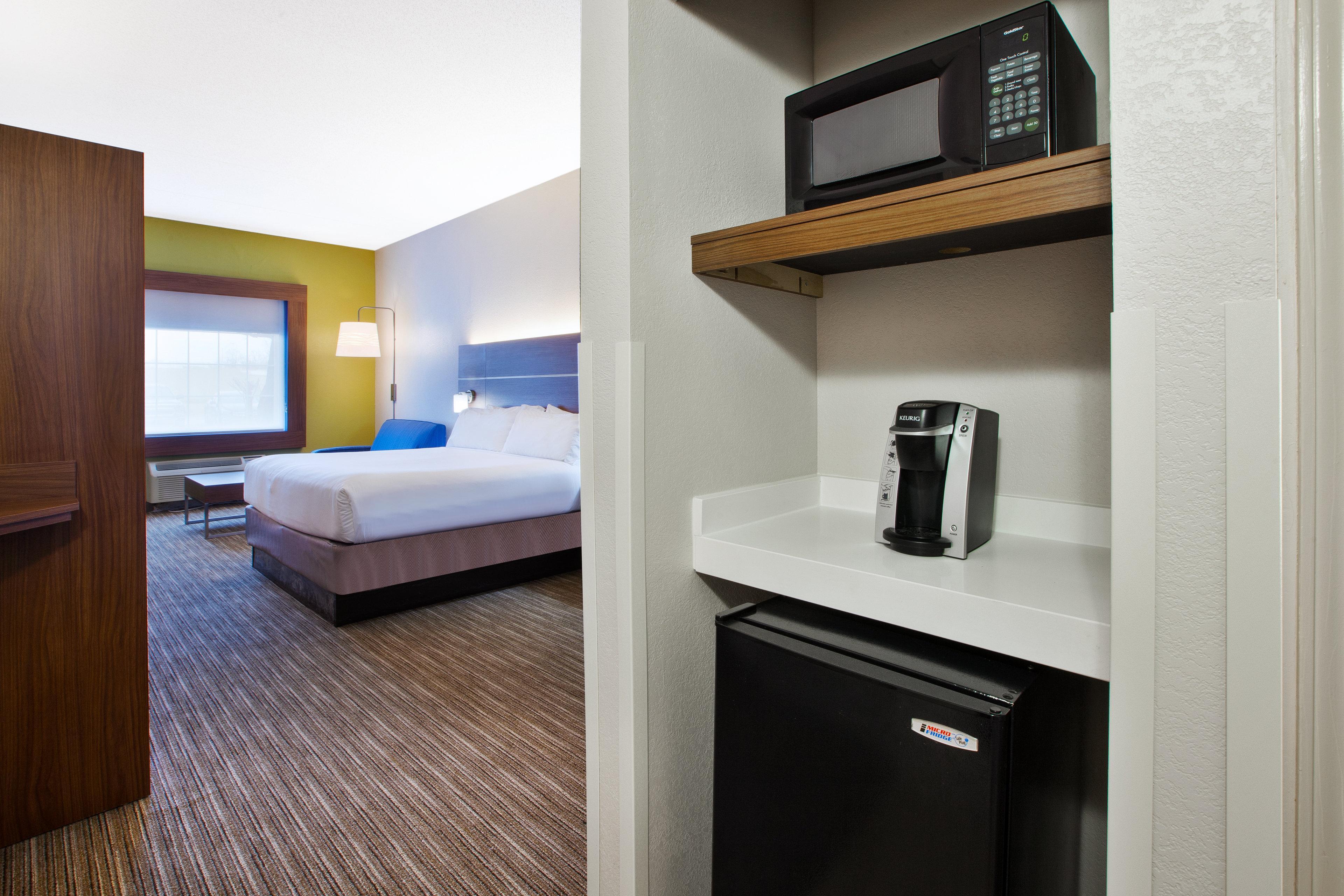 Holiday Inn Express Hotel & Suites Manchester Conference Center By Ihg Zewnętrze zdjęcie