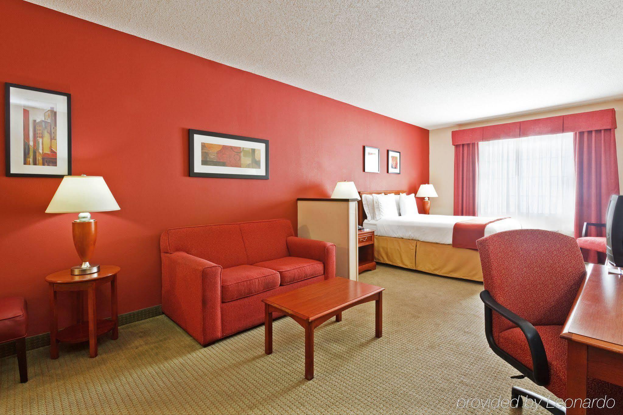 Holiday Inn Express Hotel & Suites Manchester Conference Center By Ihg Zewnętrze zdjęcie